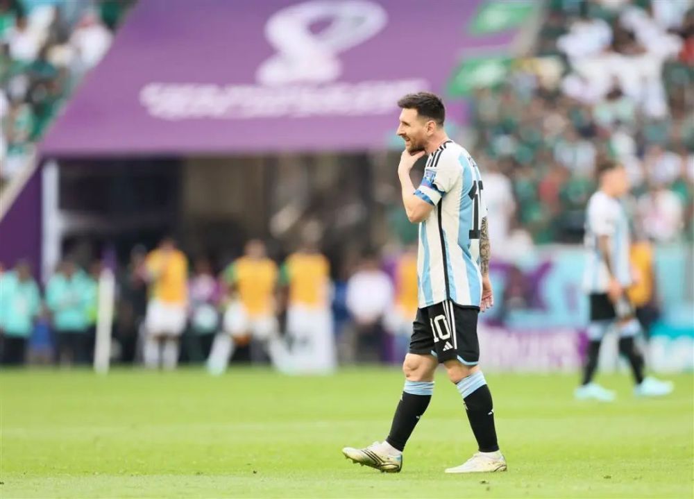 包含内马尔在TL比赛中爆冷，势不可挡引发热议！的词条